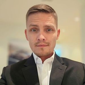 Meet your Posher, Zach